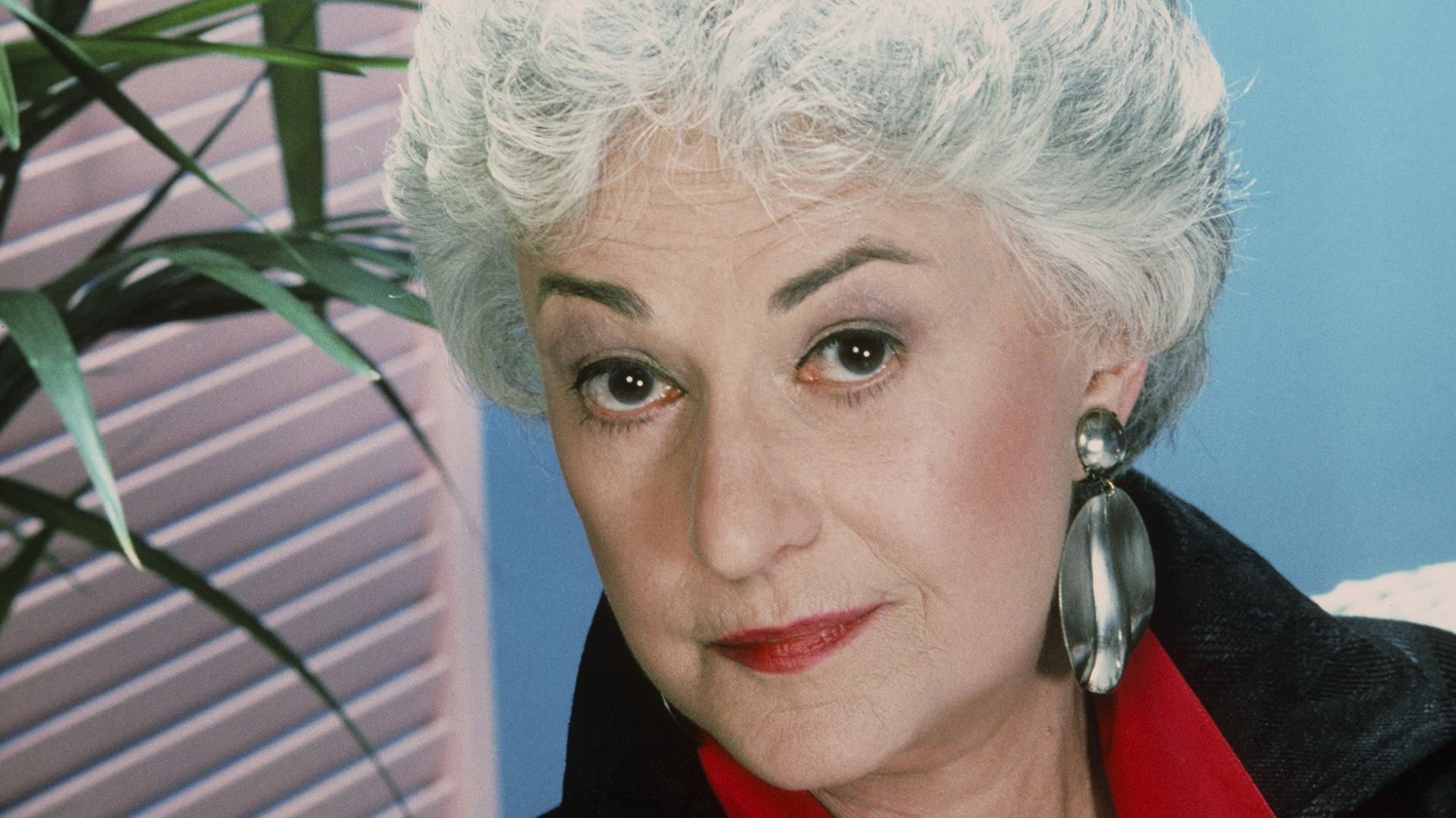 Bea Arthur Plastic Surgery: Before and After Her Facelift - Plastic ...