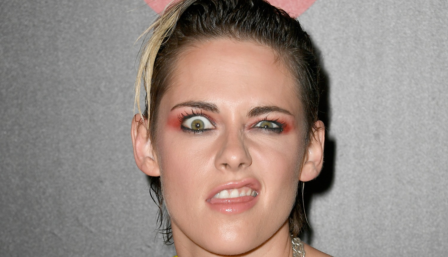 Kristen Stewart's Rumored Plastic Surgery: Nose Job and Cheekbone ...